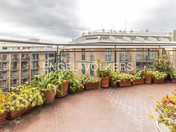 appartamento in vendita a Roma in zona Trastevere