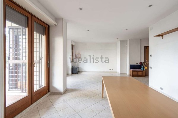 appartamento in vendita a Roma in zona EUR