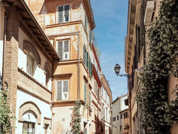 appartamento in vendita a Roma in zona Trastevere