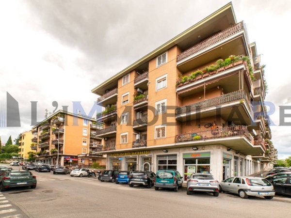 negozio in vendita a Roma in zona Prenestino-Centocelle