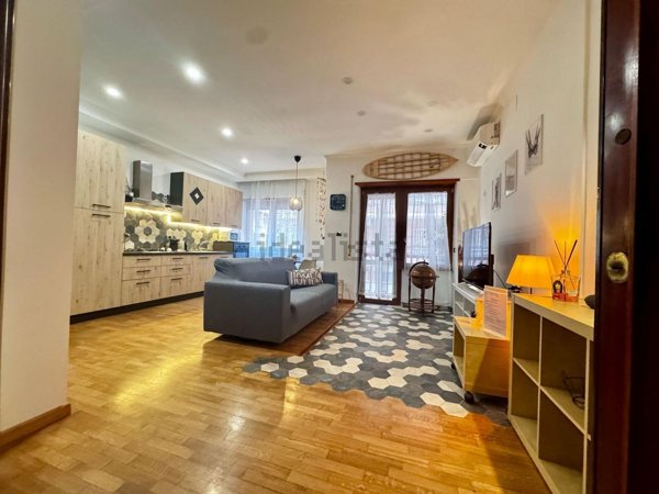 appartamento in vendita a Roma in zona Ostia