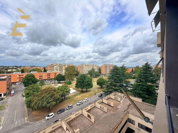 appartamento in vendita a Roma in zona Spinaceto