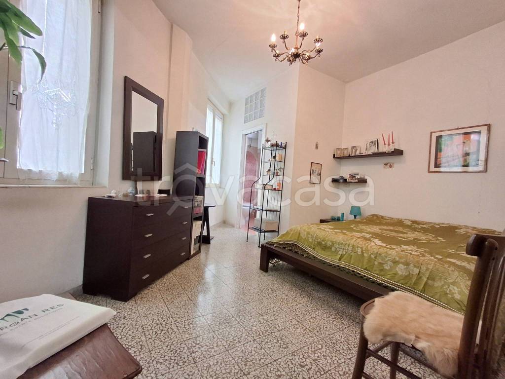appartamento in vendita a Roma in zona Rione Monti/Campitelli