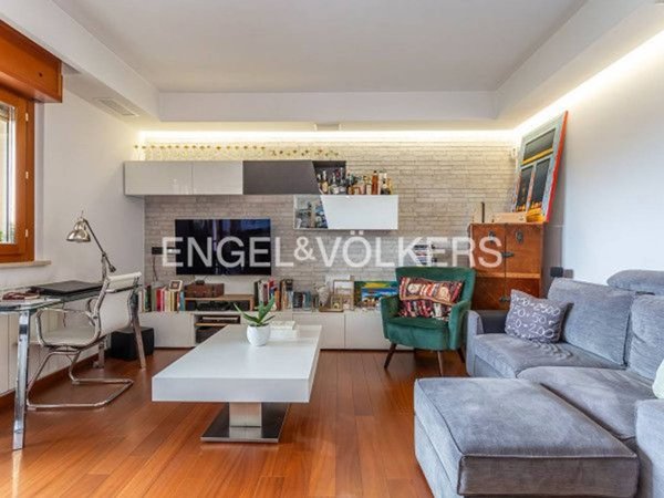 appartamento in vendita a Roma in zona EUR