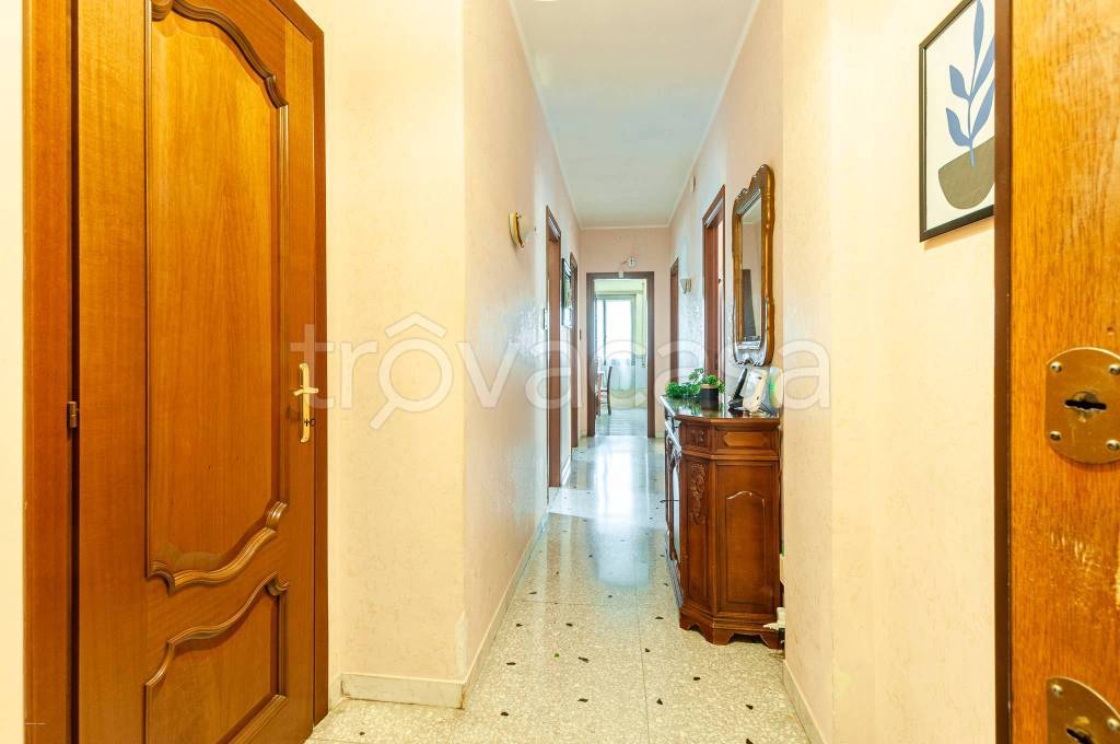 appartamento in vendita a Roma in zona Don Bosco