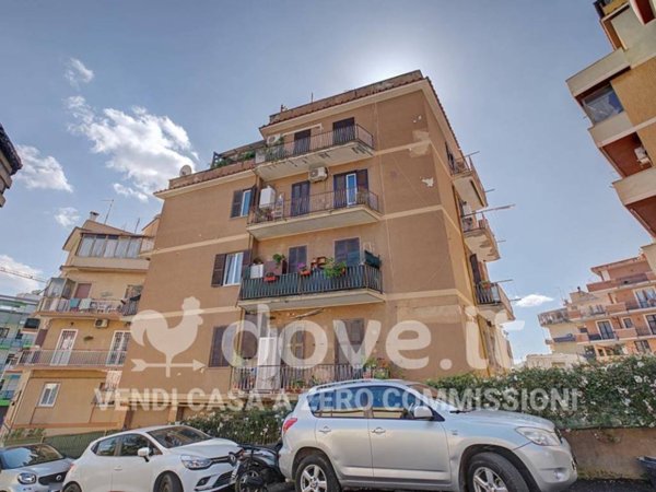 appartamento in vendita a Roma in zona Primavalle