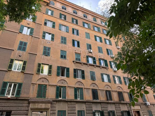 appartamento in vendita a Roma in zona Nomentano