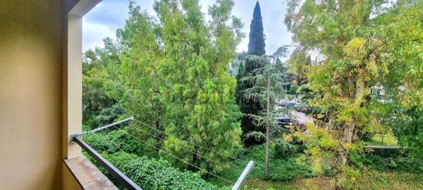 appartamento in vendita a Roma in zona Tomba di Nerone