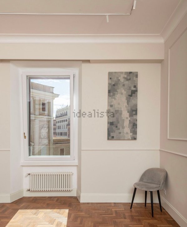 appartamento in vendita a Roma in zona Castro Pretorio