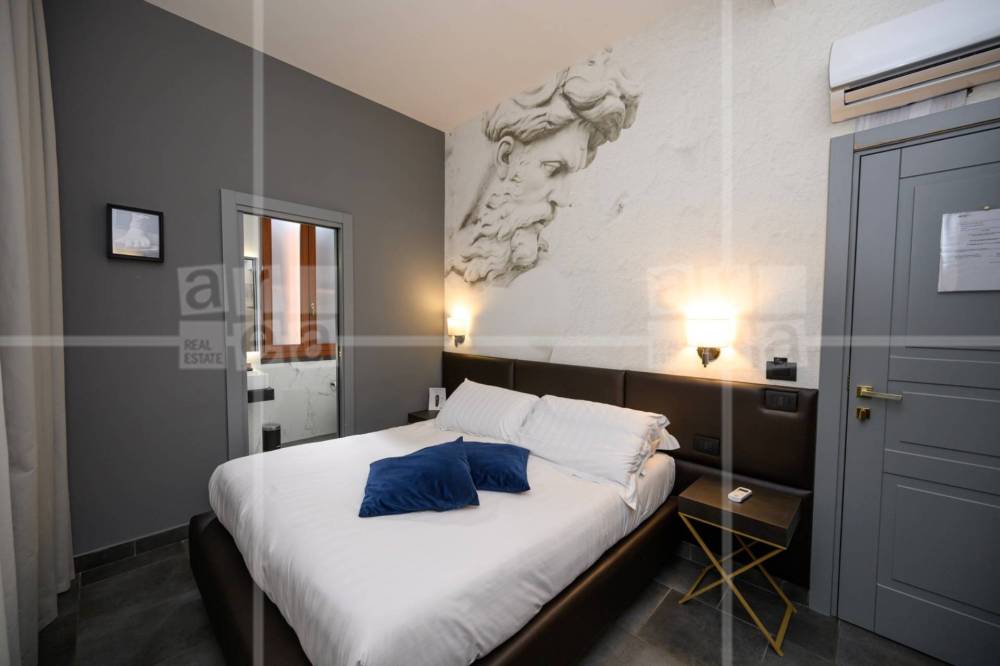 appartamento in vendita a Roma in zona Esquilino