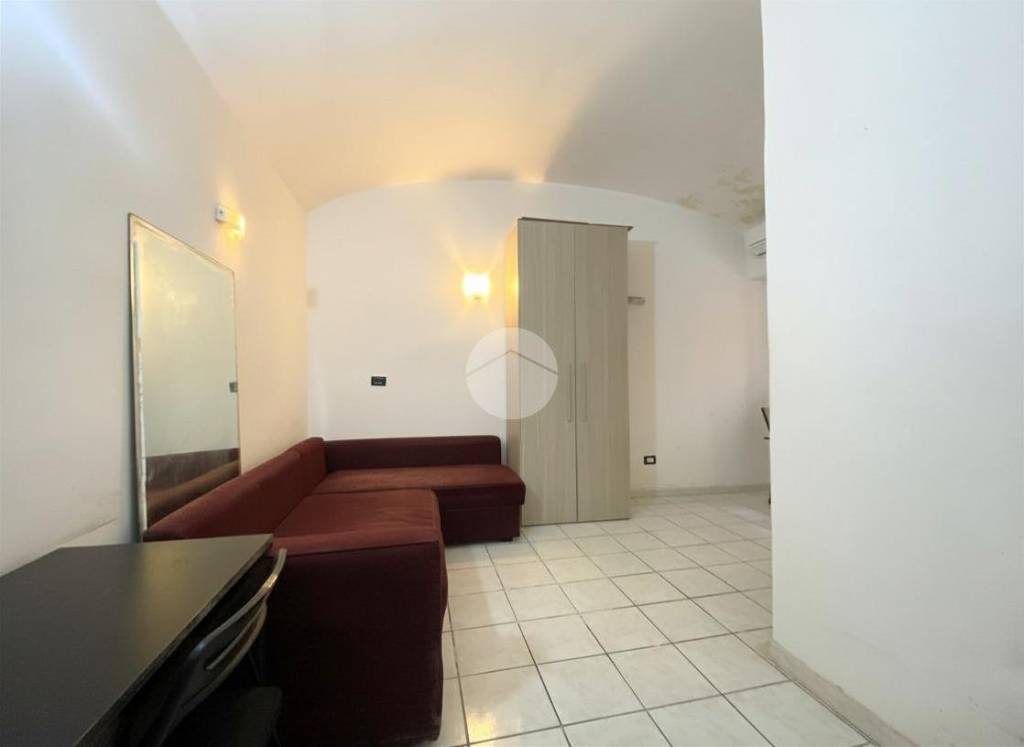 appartamento in vendita a Roma in zona Appio Latino