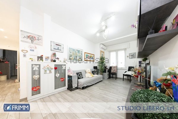appartamento in vendita a Roma in zona Ostiense