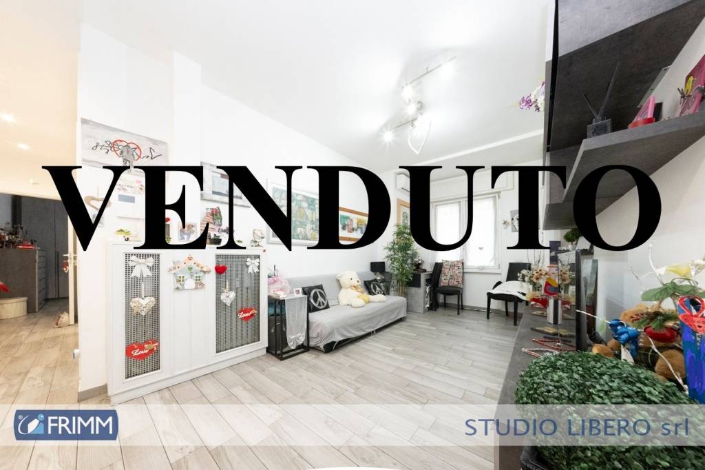 appartamento in vendita a Roma in zona Ostiense