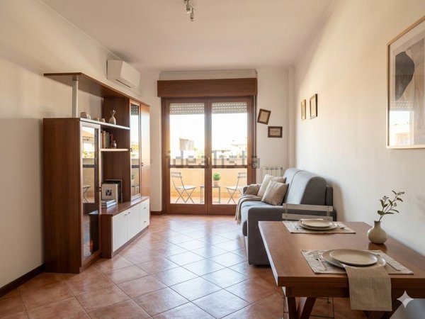 appartamento in vendita a Roma in zona Vitinia