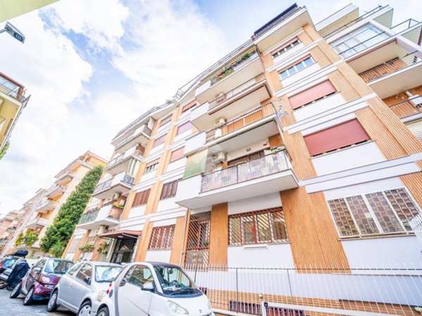 appartamento in vendita a Roma in zona Prenestino-Labicano