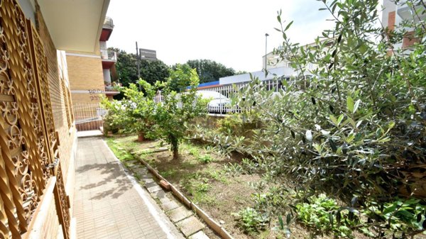 appartamento in vendita a Roma in zona Gianicolense