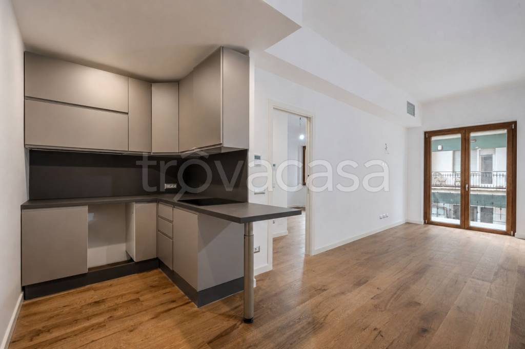 appartamento in vendita a Roma in zona Tor di Quinto