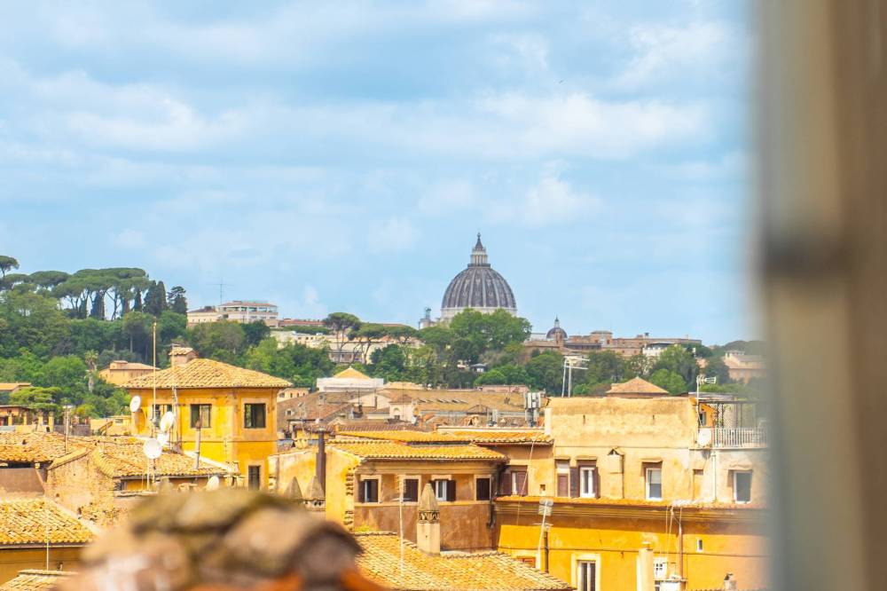 appartamento in vendita a Roma in zona Trastevere