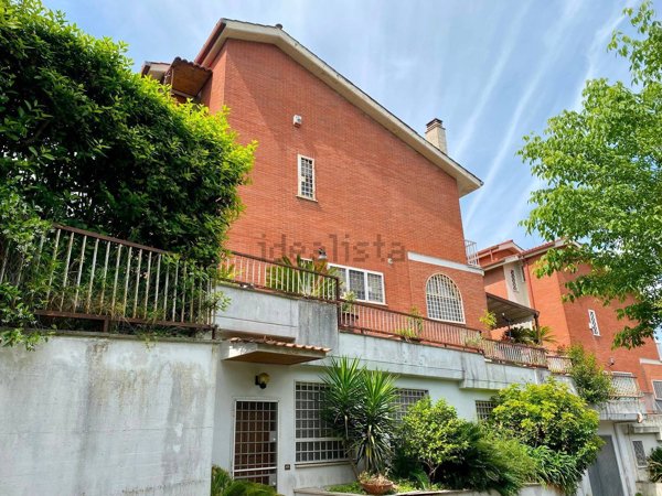 casa indipendente in vendita a Roma in zona Aurelio