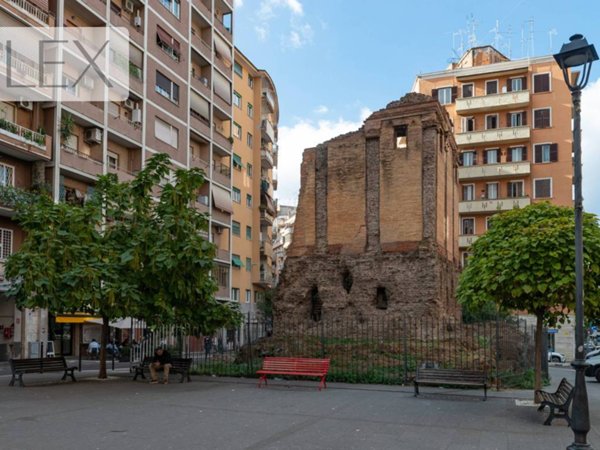 negozio in vendita a Roma in zona Trieste