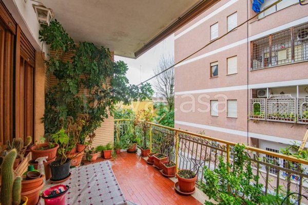 appartamento in vendita a Roma in zona Tor di Quinto