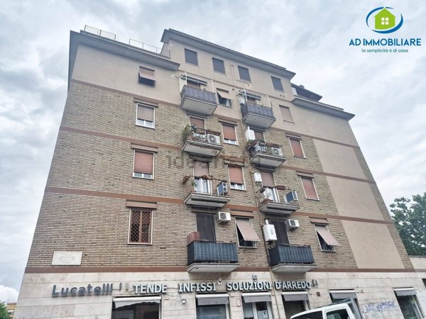 appartamento in vendita a Roma in zona Prenestino-Centocelle
