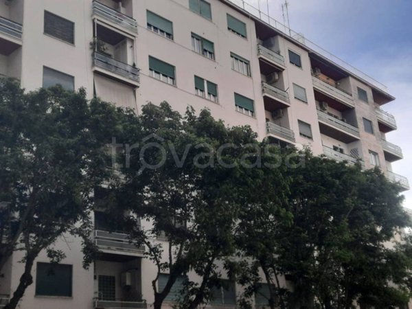 appartamento in vendita a Roma in zona Tuscolano