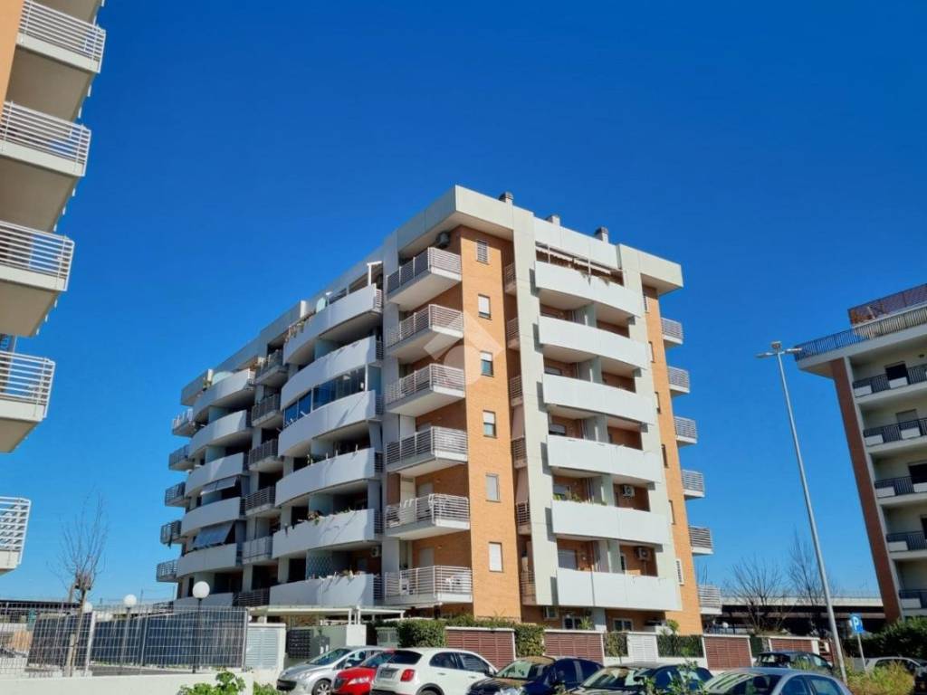 appartamento in vendita a Roma in zona Ponte di Nona