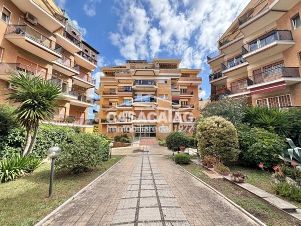 appartamento in vendita a Roma in zona Ostia