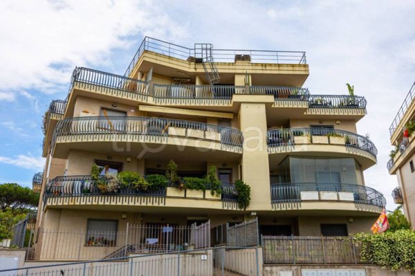 appartamento in vendita a Roma in zona Vigna Murata