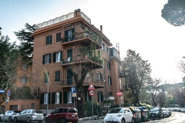 appartamento in vendita a Roma in zona San Saba - Ripa