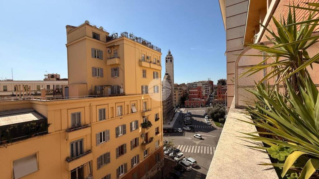 appartamento in vendita a Roma in zona Tuscolano