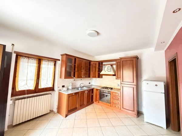 appartamento in vendita a Roma in zona Torre Maura