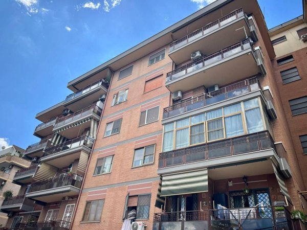 appartamento in vendita a Roma in zona Portuense