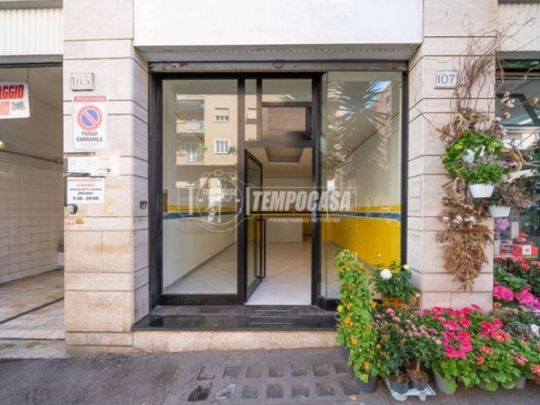 negozio in vendita a Roma