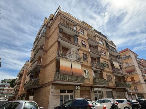 appartamento in vendita a Roma in zona Prenestino-Centocelle