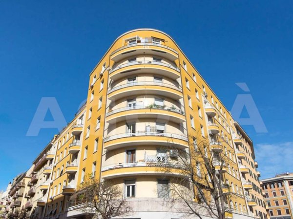 appartamento in vendita a Roma in zona Appio Latino