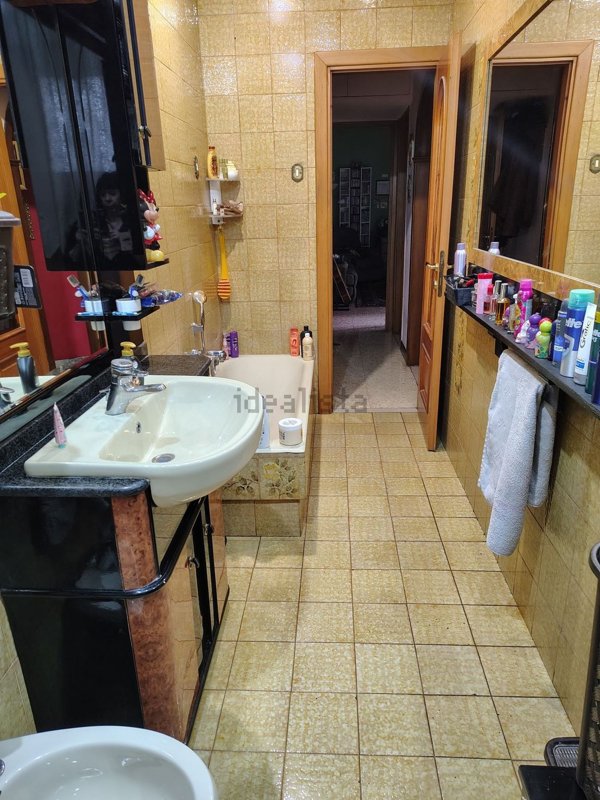 appartamento in vendita a Roma in zona Prenestino-Labicano