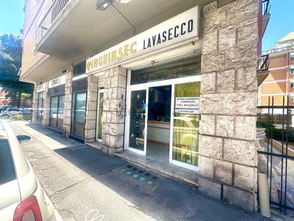 negozio in vendita a Roma