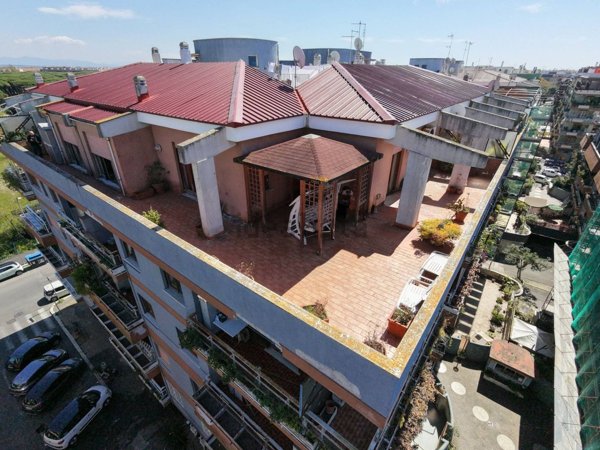 appartamento in vendita a Roma in zona Ostia