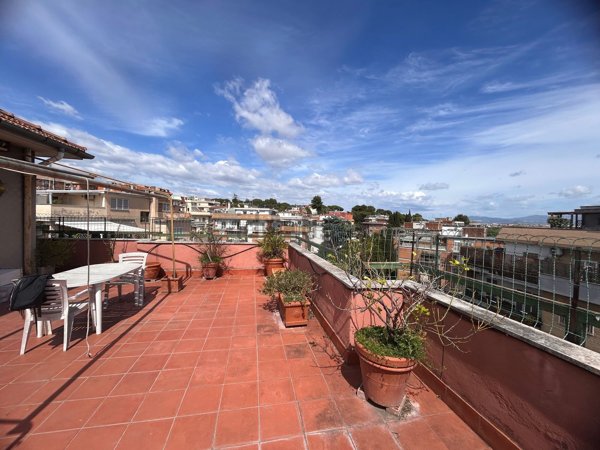 appartamento in vendita a Roma in zona Portuense