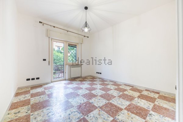 appartamento in vendita a Roma in zona Ostia