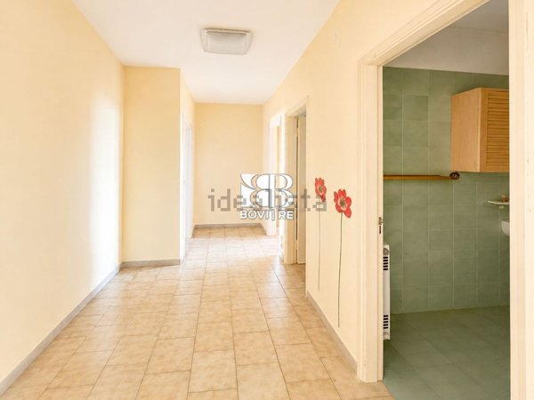 appartamento in vendita a Roma in zona Spinaceto