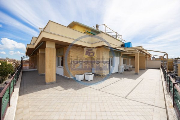 appartamento in vendita a Roma in zona Ostia
