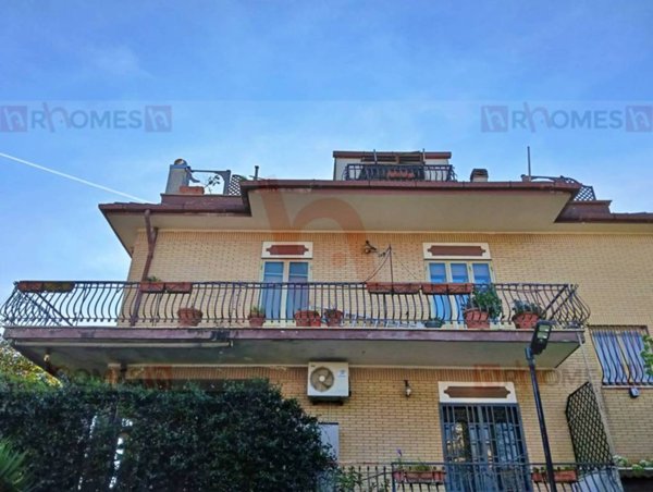 appartamento in vendita a Roma in zona Borghesiana