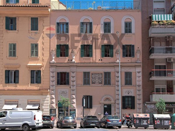 appartamento in vendita a Roma in zona Tuscolano