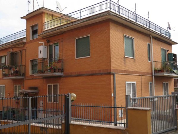 appartamento in vendita a Roma in zona Montespaccato