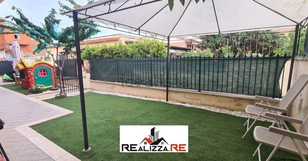 appartamento in vendita a Roma in zona Tor Bella Monaca