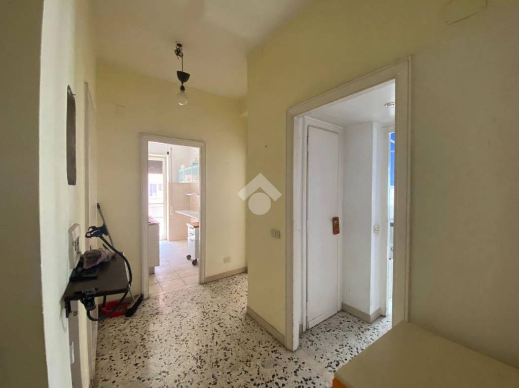 appartamento in vendita a Roma in zona Tuscolano