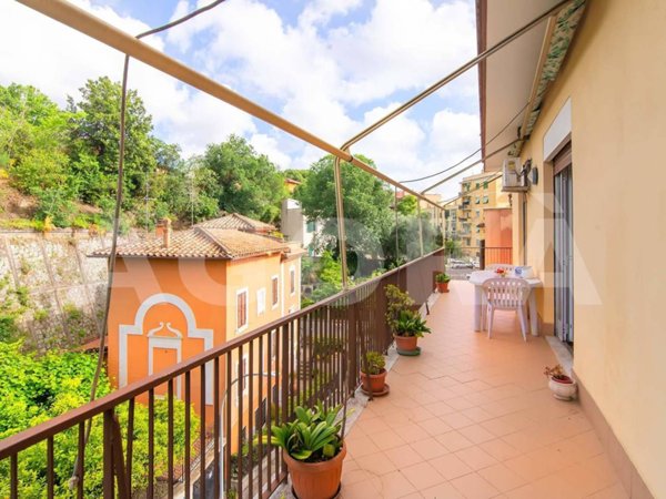 appartamento in vendita a Roma in zona Ostiense